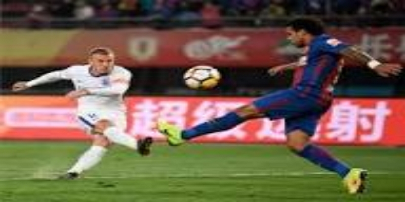 上半场战术观察与进攻分析- 杏彩体育