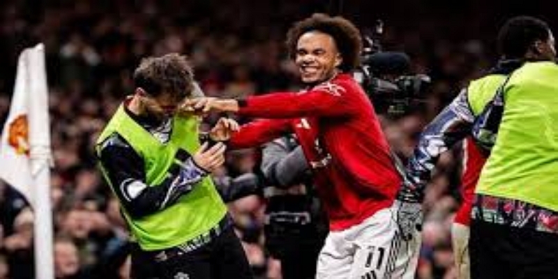 瓦拉内伤停带来的深远影响—杏采体育展望曼联的未来- 杏采体育