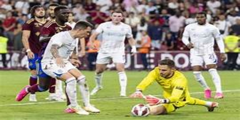 主帅视角：范布隆克霍斯特的反思与未来部署-杏彩体育