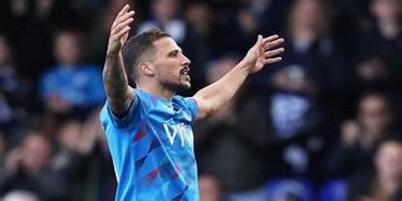 杏彩体育深度解析：从伤病低谷到关键回归的心理重建-杏彩体育