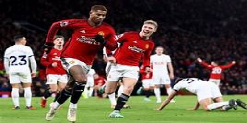 杰拉德续约难题：利物浦的灵魂何去何从？-杏彩体育